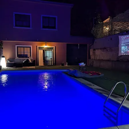 Con Piscina A 5 Minutos De La Playa Feriehus *